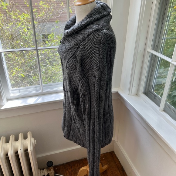 H&M mens cozy chunky cable shawl neck sweater - Picture 5 of 9